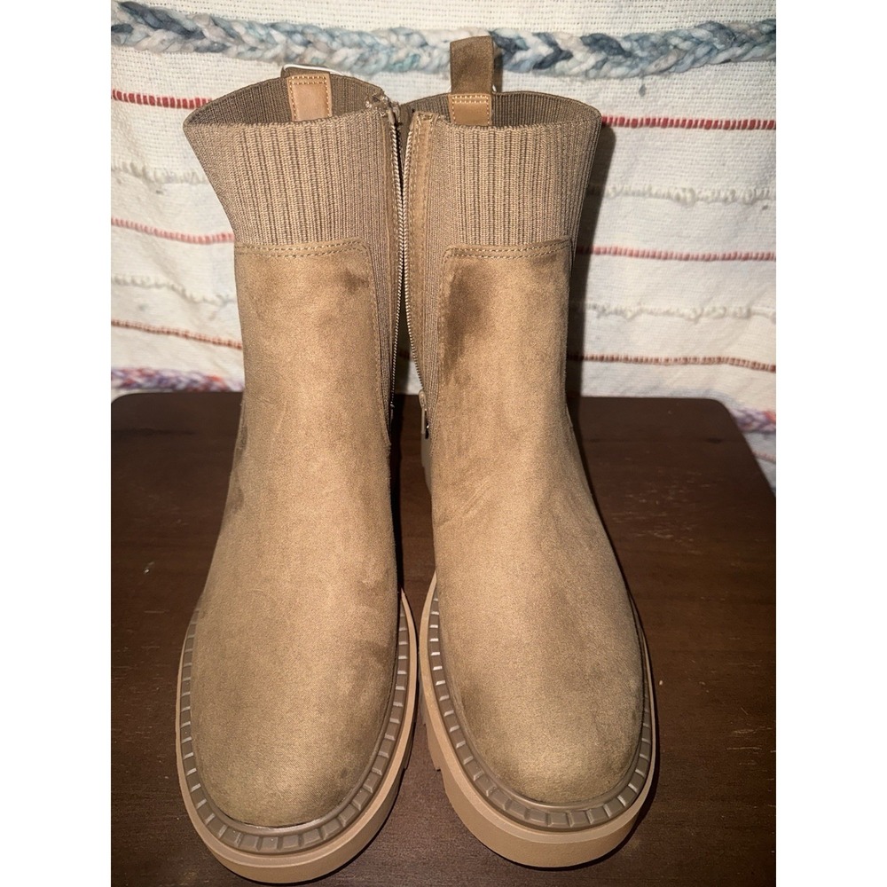 Universal Thread Women's Size 11 Chunky Platform Boots Zip